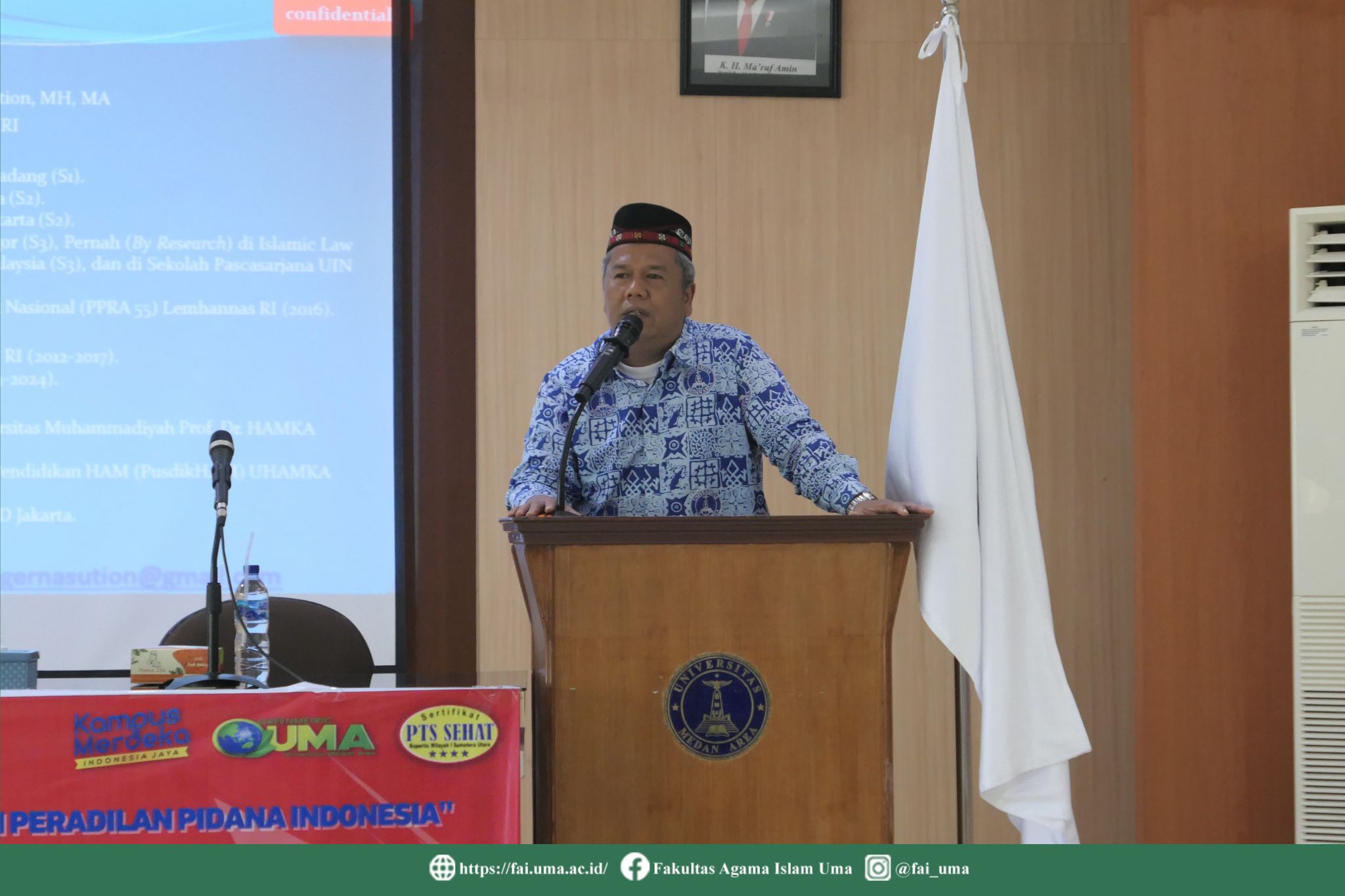 Bapak Dekan FAI Seminar Tentang Perlindungan Saksi Dan Korban Dalam Perspektif Hukum Islam Serta Kedudukannya Dalam Sistem Peradilan Pidana Indonesia