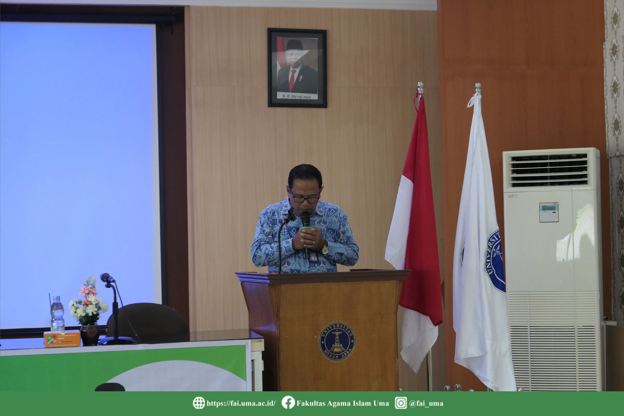 Pembacadaan Doa workshop penyusunan kurikulum perguruan tinggi PAI UMA WEB
