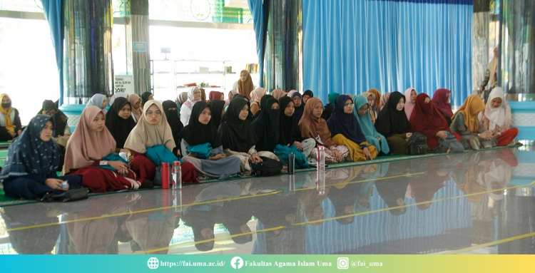 peserta-perempuan-pengajian-tentang-hijrah-dalam-pandangan-al-quran