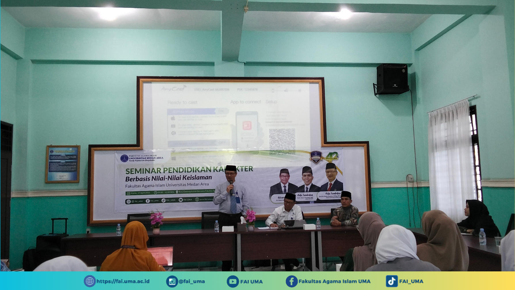 Kata Sambutan Rektor Kata Sambutan Dekan Kegiatan Seminar Pendidikan Islam Karakter Berbasis Nilai-Nilai Keislaman