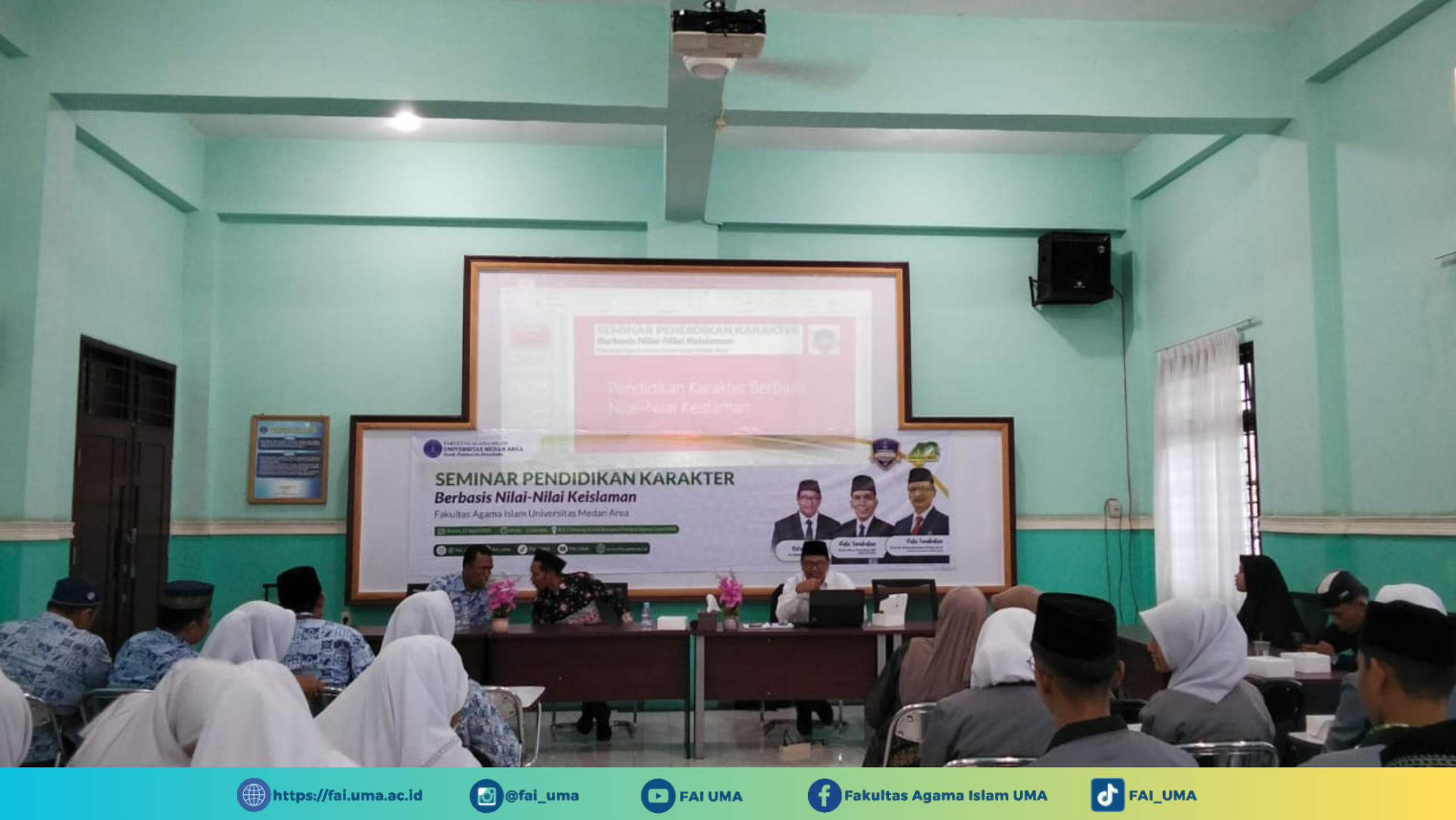Narasumber Kegiatan Seminar Pendidikan Islam Karakter Berbasis Nilai-Nilai Keislaman
